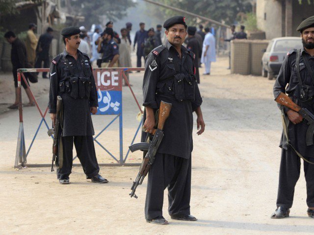 پیښور کې یوې محکمې د داعش پر مالي ملاتړ تورن کس خوشی کړی