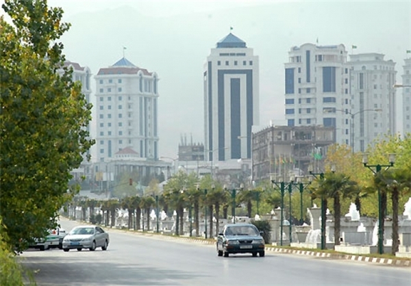عشق آباد کې د اکتوبر تر میاشتې د شرابو پر خرڅلاو بندیز لګول شوی