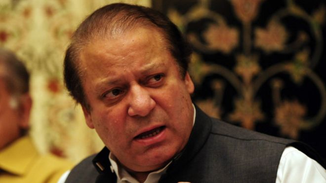 نواز شریف: له سترې محکمې د خپلې نا اهلۍ پر پرېکړې د بیا کتنې غوښتنه کوي.
