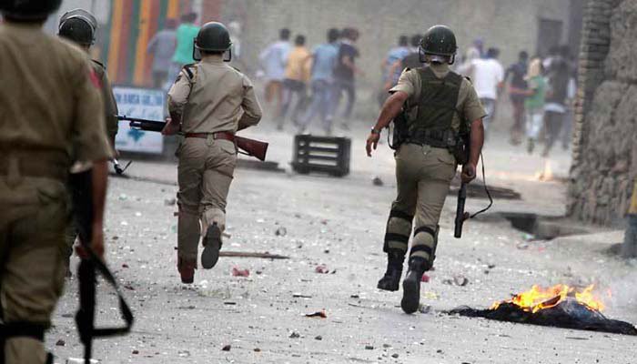 هندي پوځيانو په کشمير کې اته پاکستانيان ووژل 