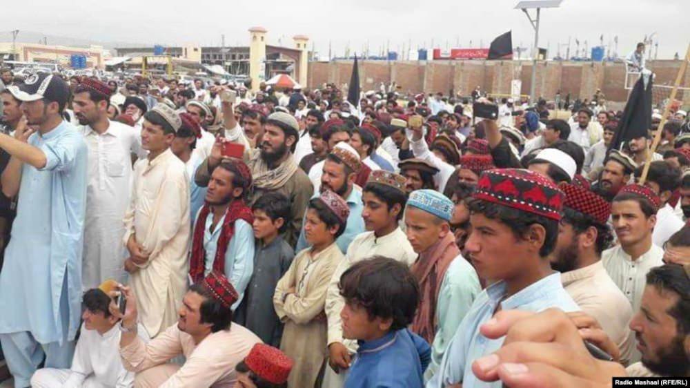 د علي وزیر او محسن داوړ خوشې کولو لپاره لوی لاریونونه ترسره شول