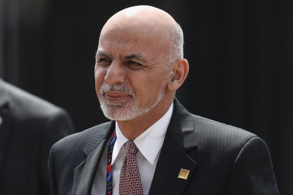   د ولسمشر غني څو اړخیزه مبارزه