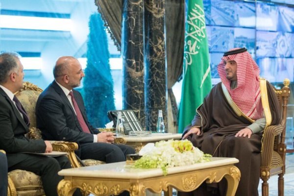 د ملي امنیت د سلاکار سفر به پر پاکستان او طالبانو فشار نور هم زیات کړي