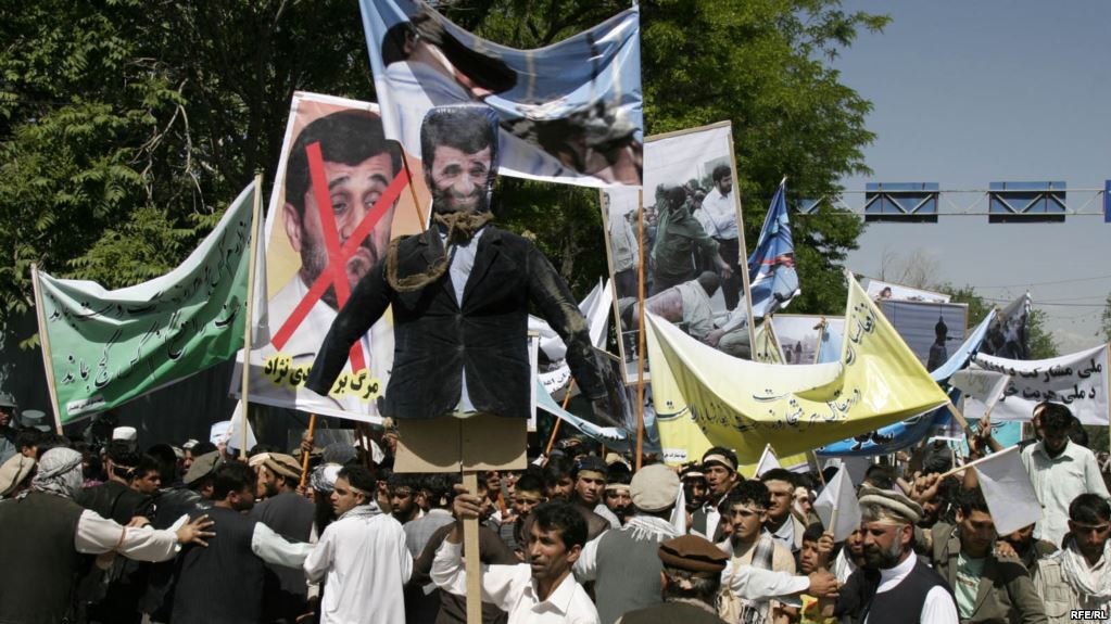 بیم حکومت جمهوری اسلامی ایران از خطر فروپاشی