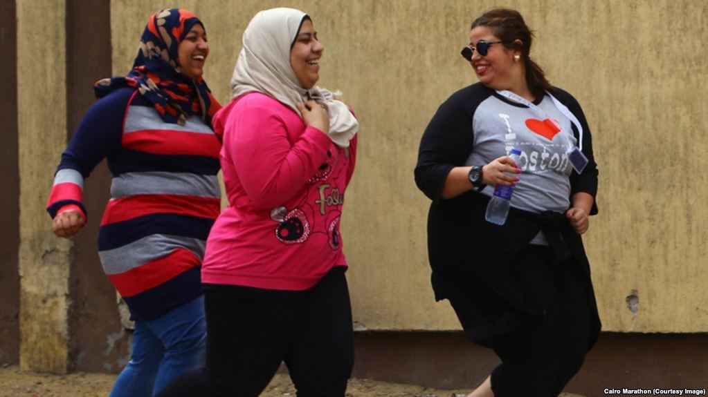 د مصر ولسمشر د خپل هېواد ډېر وزن لرونکو وګړو (غټانو) په غوسه کړی دی 