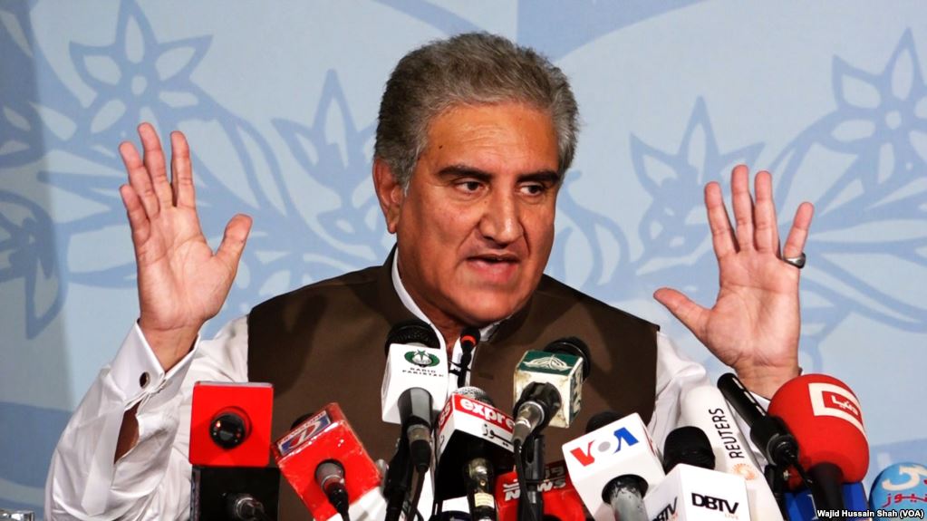 قريشي: غلطیانې کیږي او دا نوې خبره نده، خو له امريکا سره به خپلې اړيکې ښې کړو