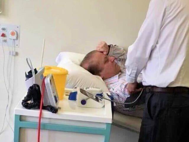 مسلم لیګ (ن) ګوند ویاند: د نوازشریف د دماغو رګونه ۸۸٪ بند دي