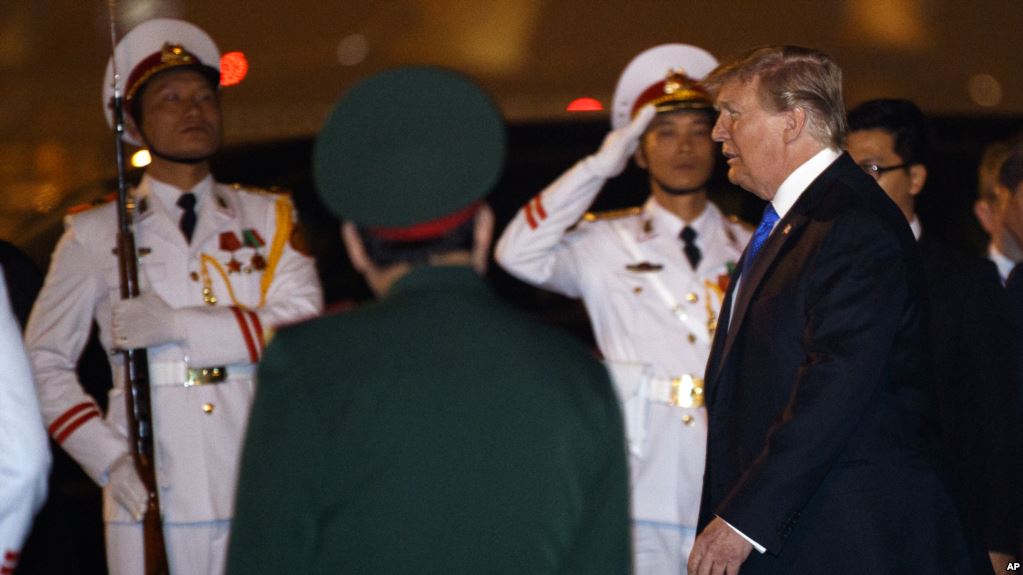 ولسمشر ټرمپ ويتنام ته ورسېد 