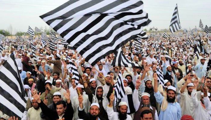 مولانا فضل الرحمن: د درغلیو ډک کمیسیون هر وړاندیز ردوي