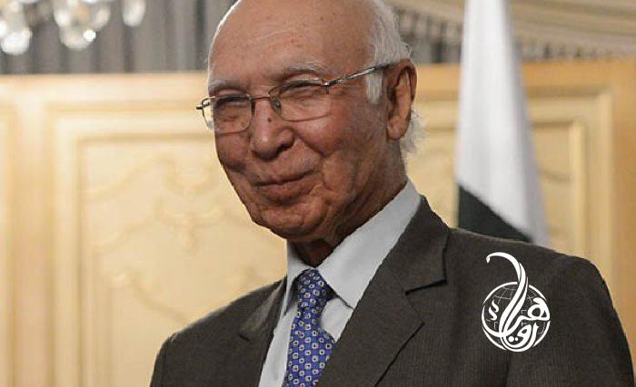 سرتاج عزيز :  طالبان د ډېرې اوږدې مودې لپاره جګړې ته دوام ورکولی شي ننګونې، ديپلوماتيک او نظامي پيغامونه