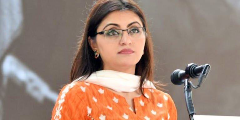 د پښتون ژغورنې غورځنګ غړې او د بشري حقونو مدافع ( ګلالۍ اسماعیل ) پلار پاکستاني پولیسو نیولی