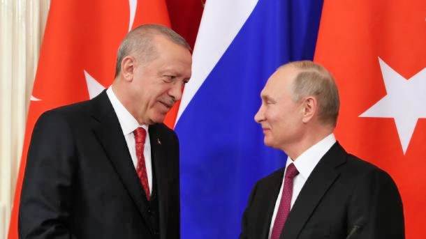 رجب طیب اردوغان د روسیې ولسمشر ولادیمیر پوتین ته ټیلیفون وکړ
