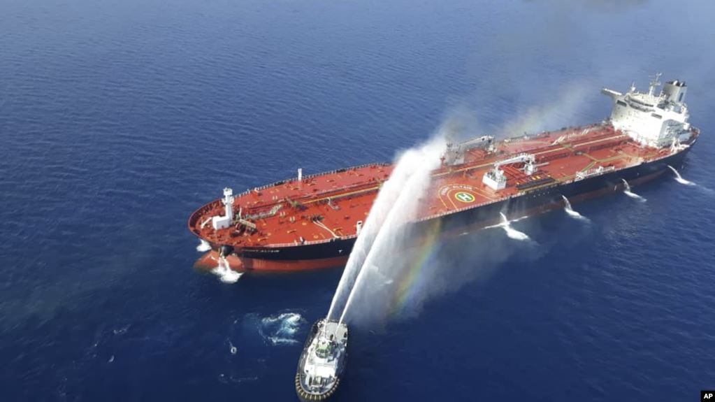 امريکا: د ايران سپاه پاسداران د تېلو پر دوو لېږدونکو بېړو بريد کړی 