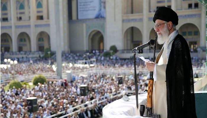 آیت الله خامنه یي: ټرمپ نه شي کولی ایران ته دوکه ورکړي