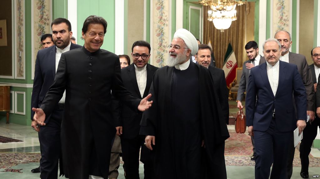 عمران خان منلې ده چې د ايران حکومت ضد ډلې د پاکستان په خاور کې دي 
