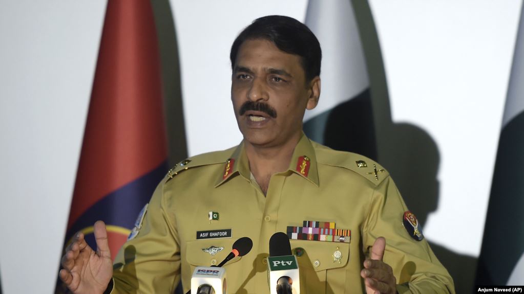 پاکستان پوځ ویاند: مشرف ته د اعدام سزا اعلانولو سره مونږ ودردېدو   