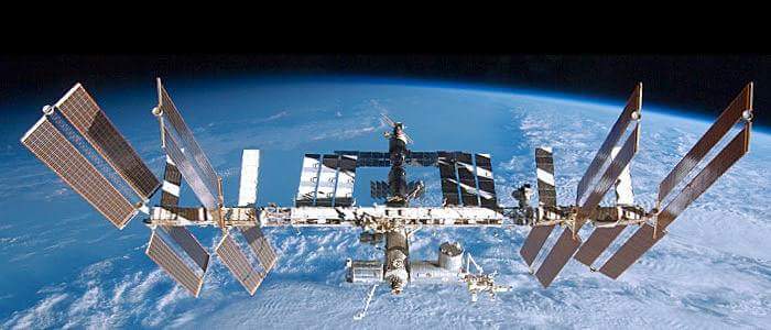 نړيوال فضايي تم ځاى (ISS)