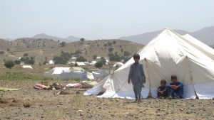 پاکستان؛ افغانستان کې میشت پاکستاني کډوالو ته ضرب العجل ټاکلی