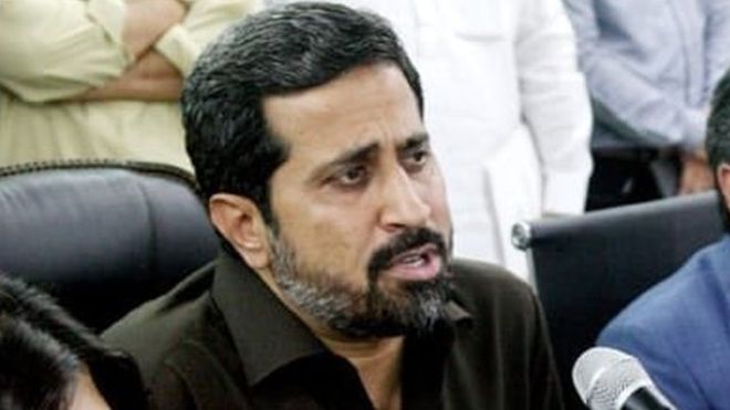 هندوانو ته د سپکاوي په تور عمران خان خپل يو وزير له دندې ګوښه کړ