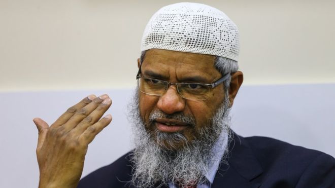 د هند حکومت د اسلام ستر عالم ډاکټر ذاکر نايک د ترهګرۍ په خپرولو تورن کړی