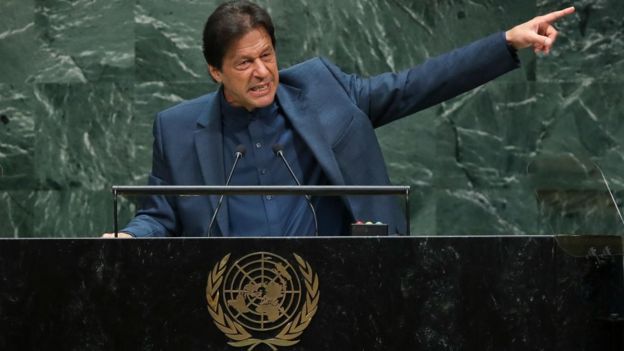 د عمران خان خبرداری: که هند سره مو جګړه پيل شي نو اټومي جګړه به وي 