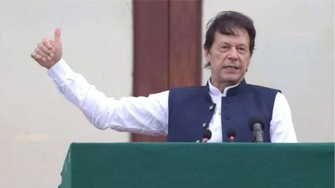 حکومت د لومړي وزير عمران خان استعفا رد کړه
