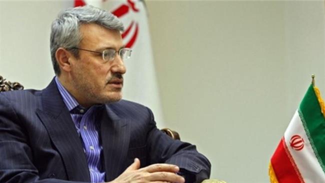 ایران سفیر: پومپیو ګمان کوي چې ټول هېوادونه به له واشنګټن امر اخلي
