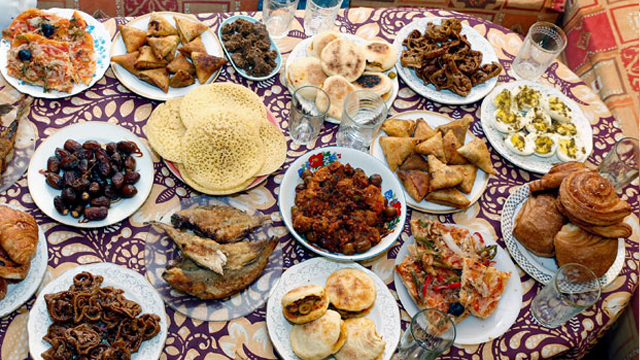 ګټې يې ملايان وړي