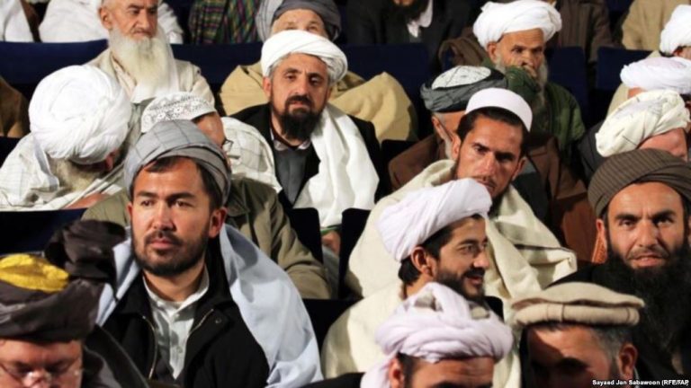   په اندونیزیا کې د علماوناسته څومره ګټوره ده؟