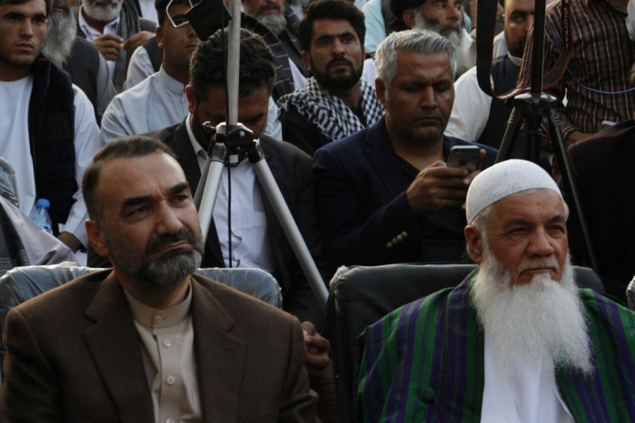عطا واسماعيل خان:  يو د ټاکنو کميسيون منحل او بل د نظام اصلاح غواړي، کنه، نو د سقوط په تړاو يې بايد فکر وشي